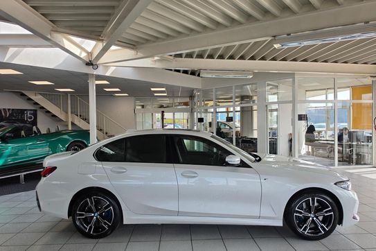 BMW Seria 3 318i M Sport
