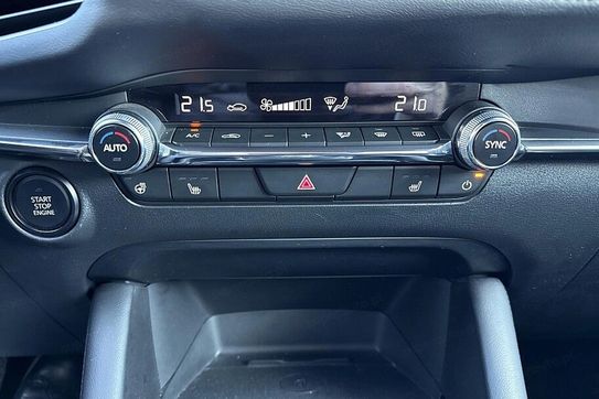 Mazda 3 2.0 Center-Line