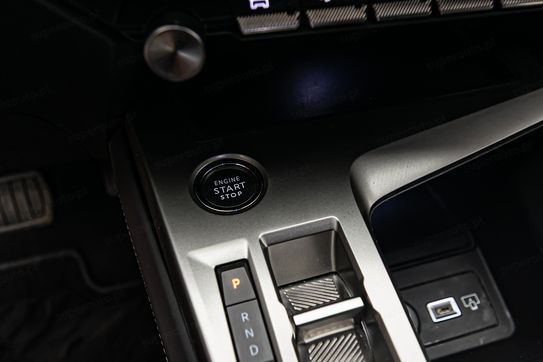 Peugeot 308 1.5 BlueHDi S&S EAT8