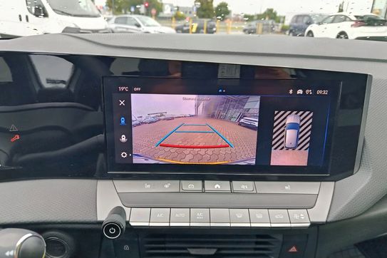 Opel Astra 1.2 T Business Edition S&S