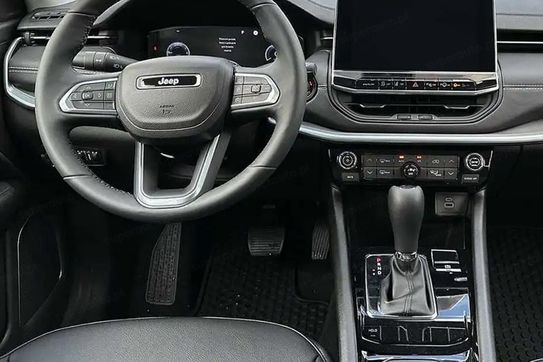 Jeep Compass Altitude 1.5 T4 mHEV DCT FWD