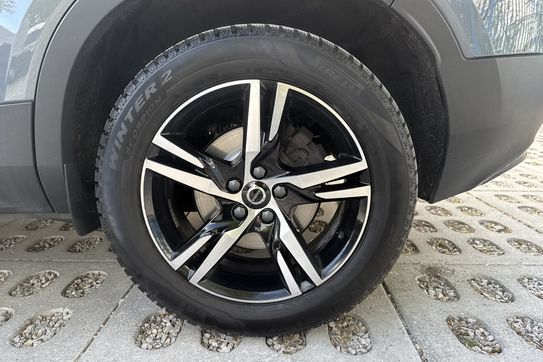 Volvo XC40 B3 Plus Dark