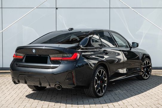 BMW Seria 3 330i xDrive M Sport