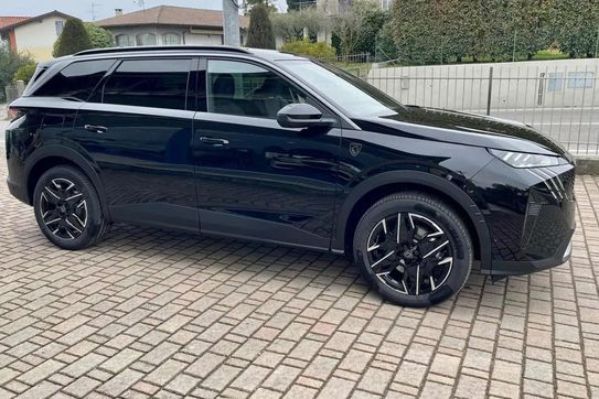 Peugeot 5008 GT 1.2 PureTech mHEV S&S e-DCS6