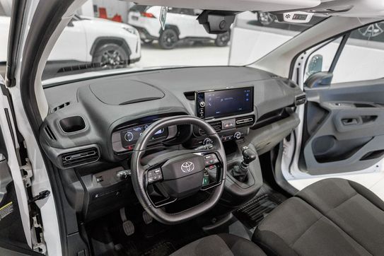 Toyota Proace City Long L2H1
