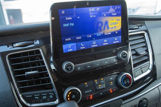 Ford Tourneo Custom L2H1 AT