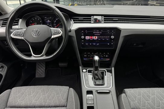 Volkswagen Passat 1.5 TSI Business DSG