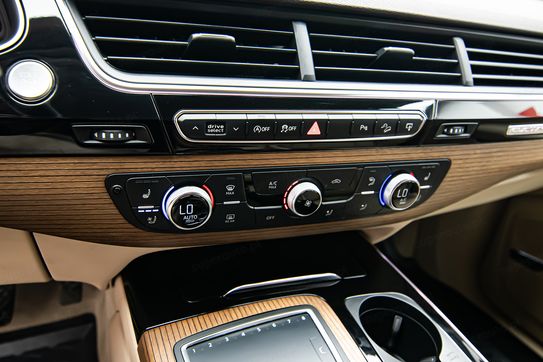 Audi Q7 3.0 TDI S line quattro Tiptr.