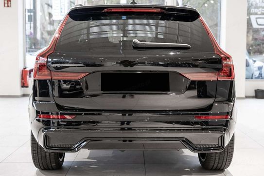 Volvo XC60 B5 AWD Ultra Black Edition
