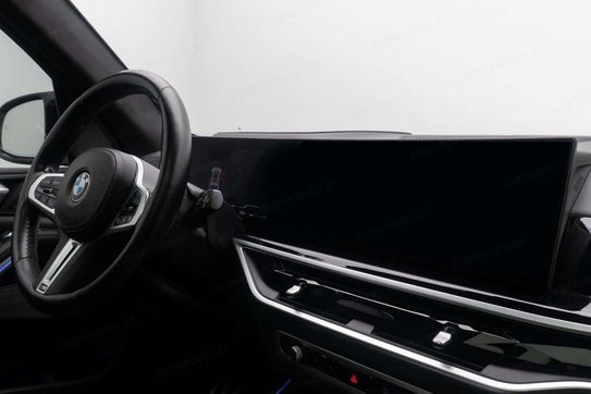 BMW X7 M60i xDrive