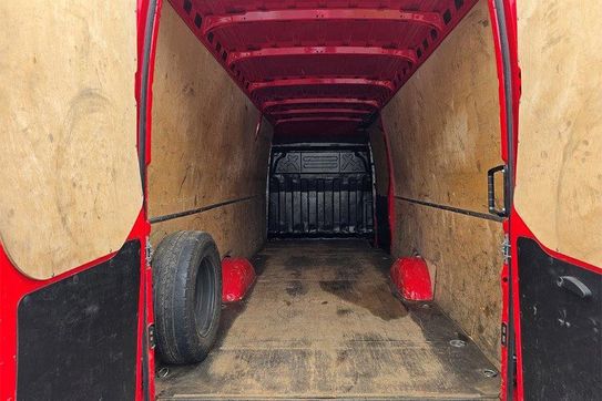 Iveco Daily 35S16 L4H2