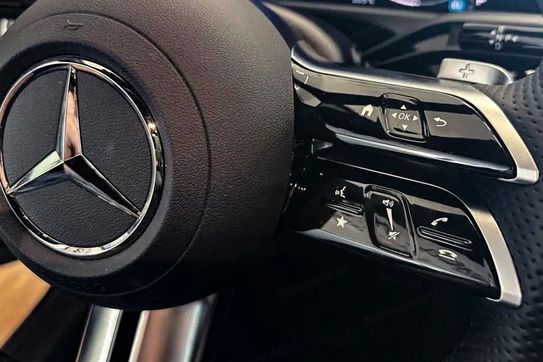 Mercedes E Klasa 220 d  4-Matic AMG