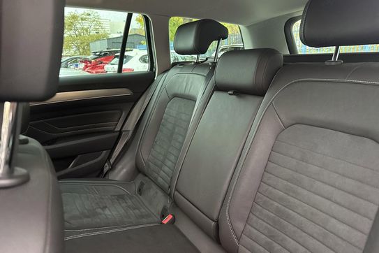 Volkswagen Passat Elegance 2.0 TSI  DSG