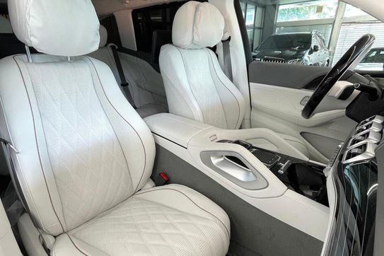 Mercedes GLS Maybach 600 4-Matic