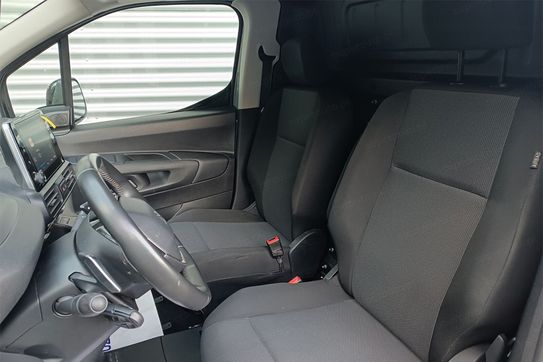 Peugeot Partner Van L2H1 AT