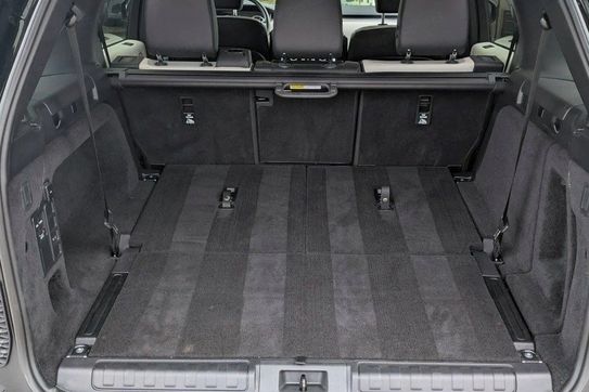 Land Rover Discovery D250 R-Dynamic