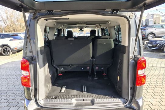Peugeot Traveller Long L2H1 aut