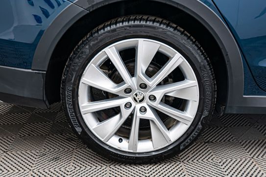 Skoda Octavia 2.0 TDI 4x4 Scout DSG