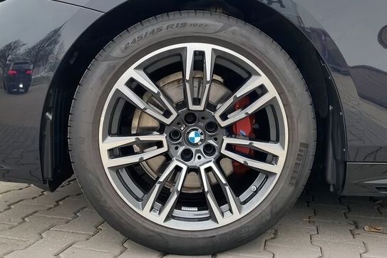 BMW Seria 5 520i M Sport