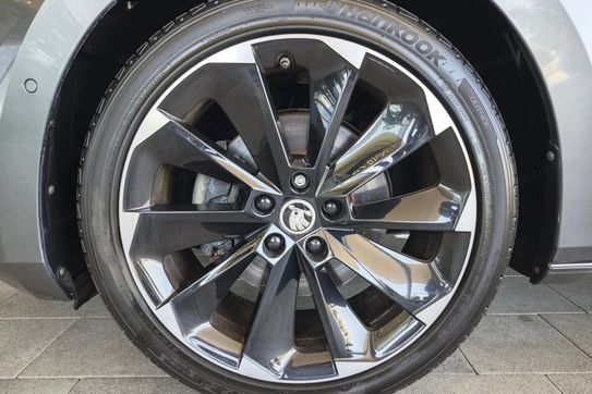 Skoda Superb 2.0 TDI SCR 4x4 Sportline DSG