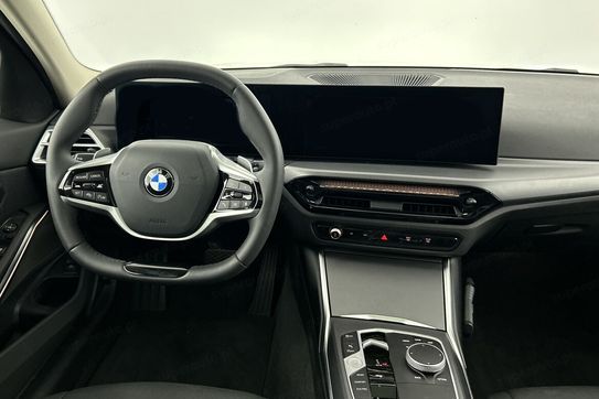 BMW Seria 3 Touring 320i