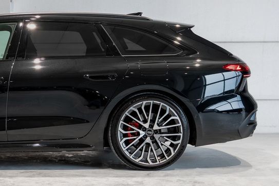 Audi A6 e-Hybrid quattro Avant