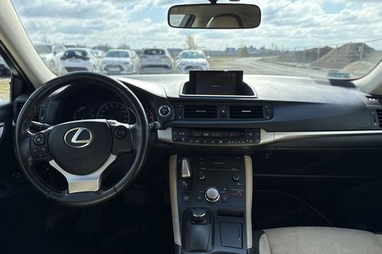 Lexus CT 200h Elegance