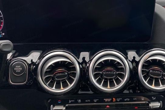 Mercedes GLA 220  4-Matic Progressive