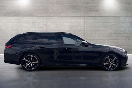 BMW Seria 5 530d xDrive mHEV aut