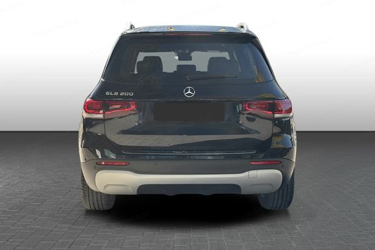 Mercedes GLB 200