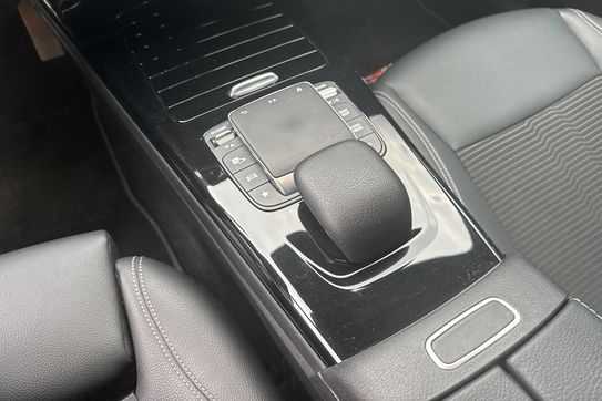 Mercedes CLA 200