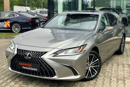 Lexus ES 300h Business Edition