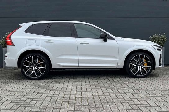 Volvo XC60 T8 Plug-In Hybrid AWD Polestar Engineered