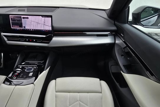 BMW Seria 5 520d xDrive M Sport