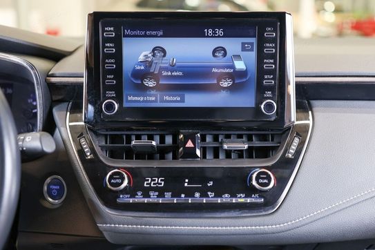 Toyota Corolla 2.0 Hybrid Trek