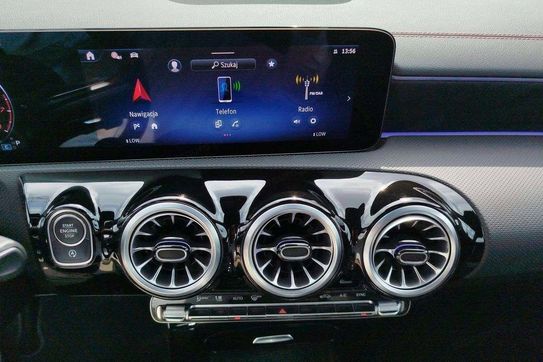 Mercedes CLA Shooting Brake 220 d 4MATIC AMG Line