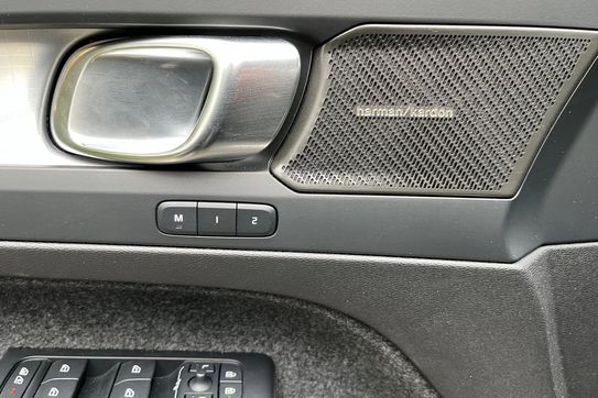 Volvo XC40 B3 Plus Black Edition