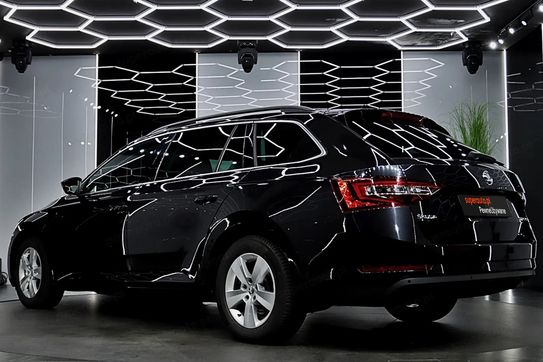 Skoda Superb 2.0 TDI Ambition DSG