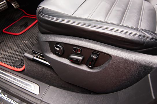 Volkswagen Touareg 3.0 TDI V6 BMT R-Line