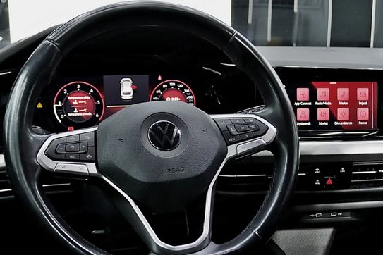 Volkswagen Golf VIII 2.0 TDI Life