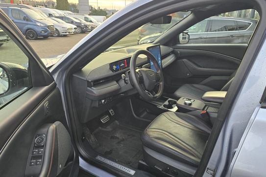 Ford Mustang Mach-E 91 kWh AWD Premium