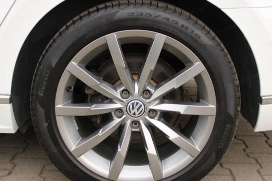 Volkswagen Passat 2.0 TDI R-Line DSG