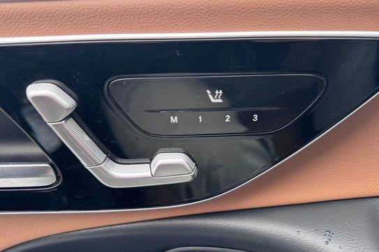 Mercedes Klasa E 220 d 4MATIC AMG Line