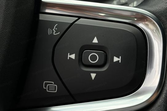 Volvo XC40 T5 Plug-In Hybrid Inscription Expression