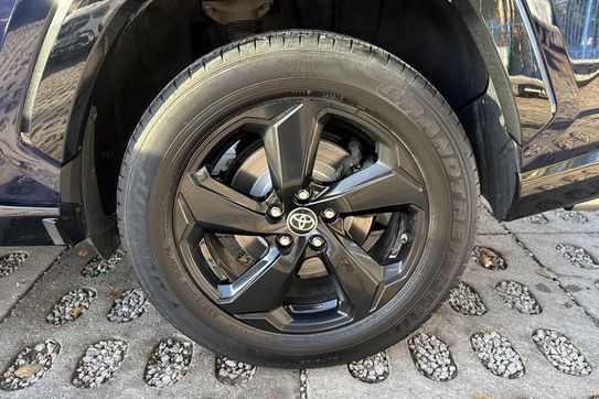 Toyota RAV4 Selection 2.5 Hybrid