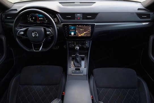 Skoda Superb 2.0 TDI SCR 4x4 Sportline DSG