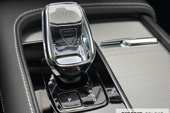 Volvo XC90 T8 AWD Plug-In Hybrid Ultra Dark 7os aut