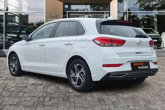 Hyundai i30 1.5 T-GDI Smart DCT