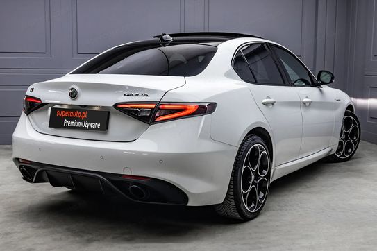 Alfa Romeo Giulia Turbo Veloce Q4 aut