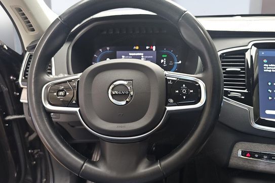 Volvo XC90 T8 AWD Plug-In Hybrid Plus Dark 7OS